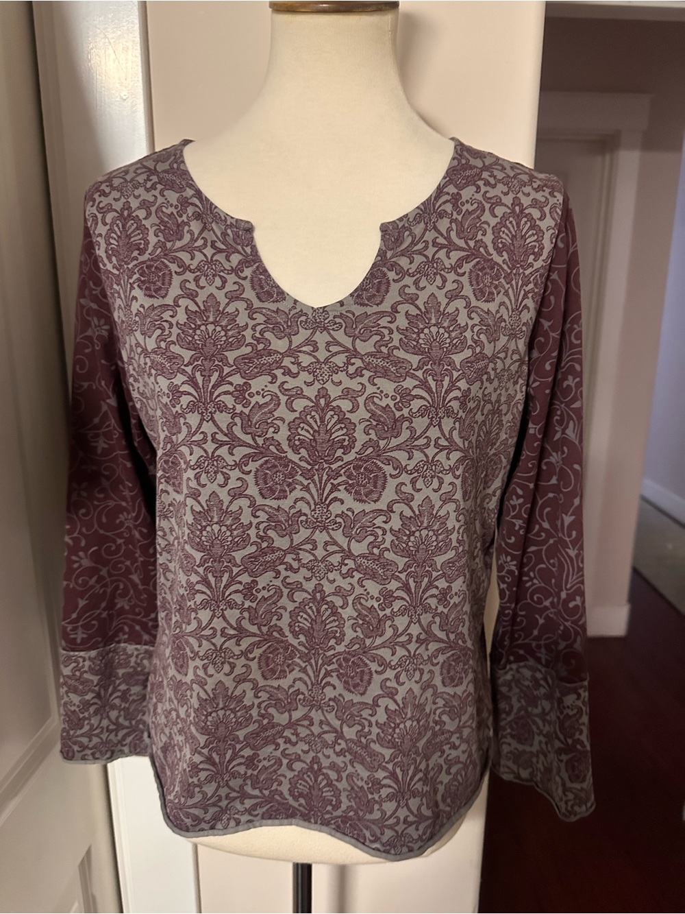 Pure Jill J. Jill Split-Neck Printed Top Vintage Plum Elegant Floral Size M